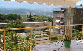 Sara Guesthouse